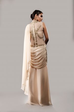 Gold_stitched_gown_sari