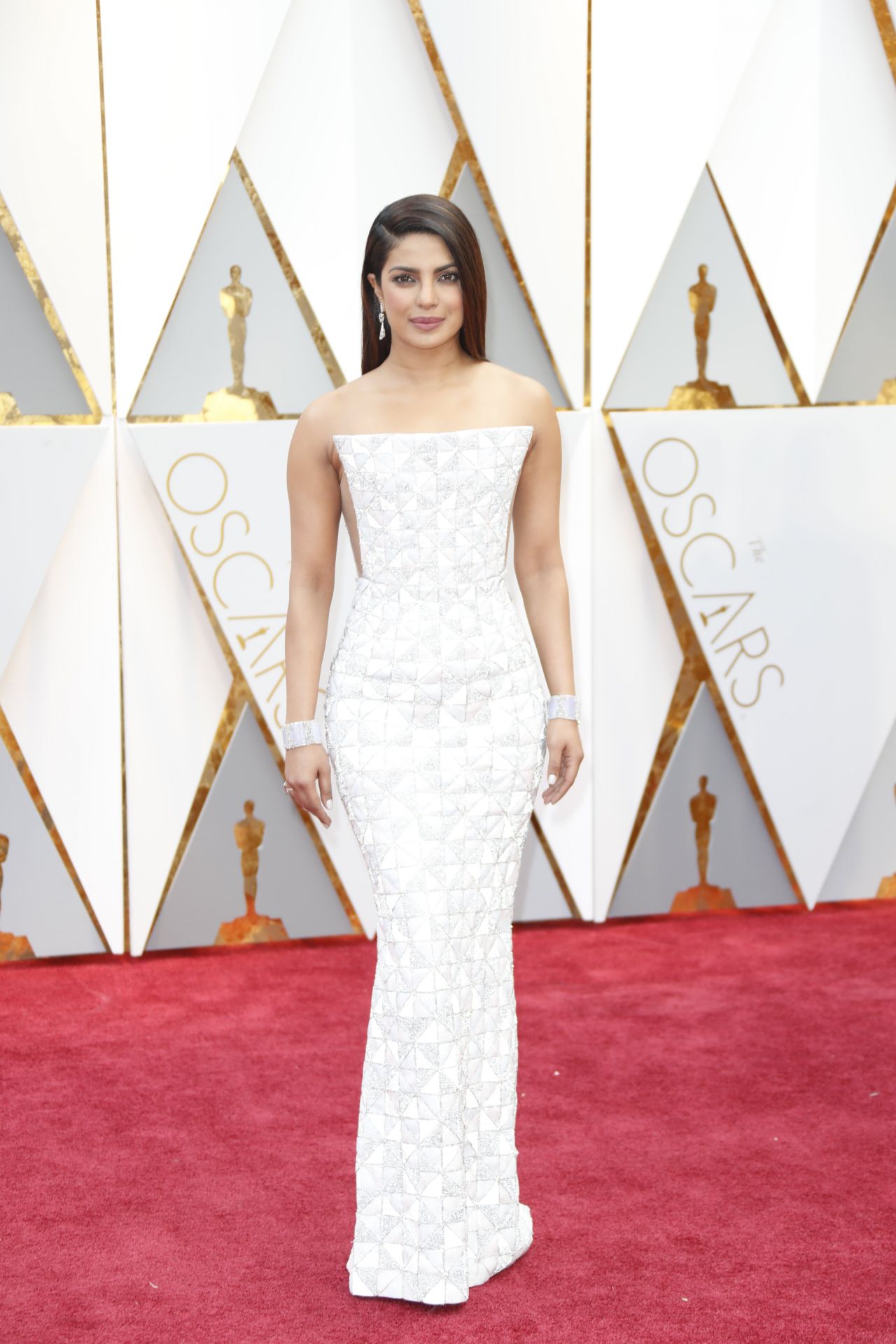 priyanka-chopra-oscars-2017