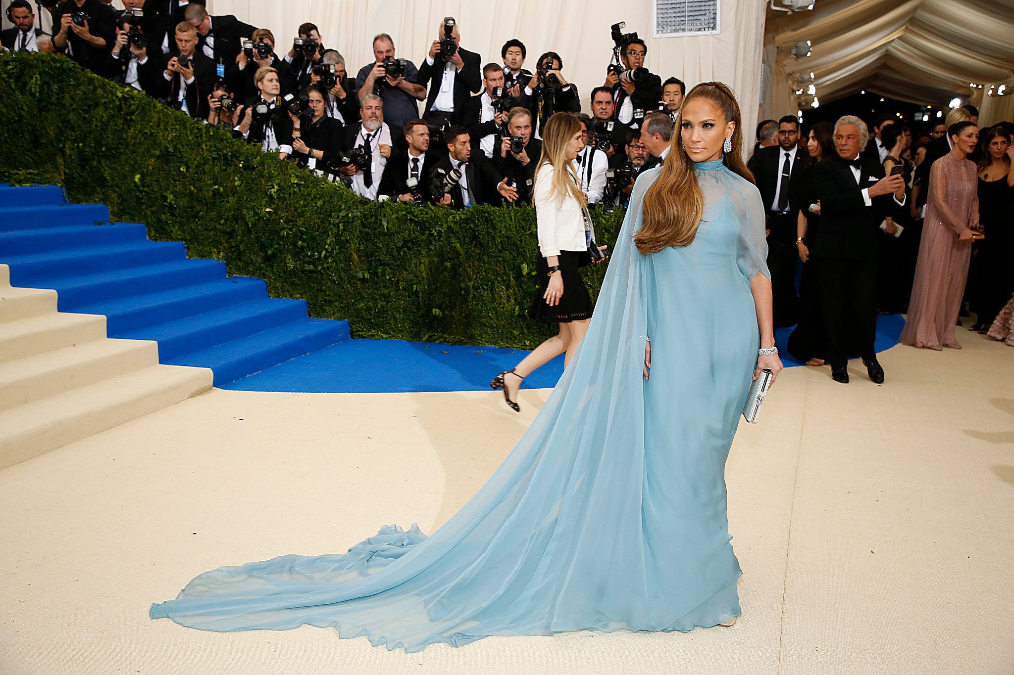 met-gala-2017-jennifer-lopez