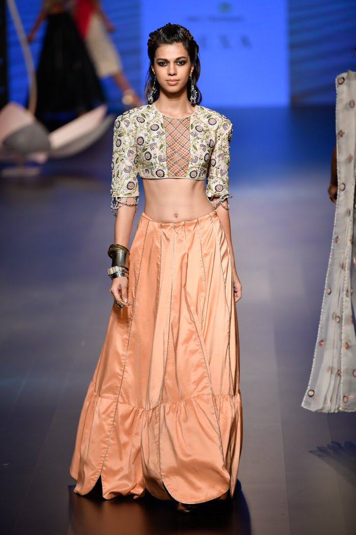 Payal Singhal LFW 2018